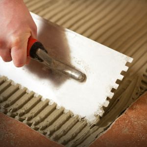 Gleterica Inox profesional soft drška nazubljena 10x10mm
